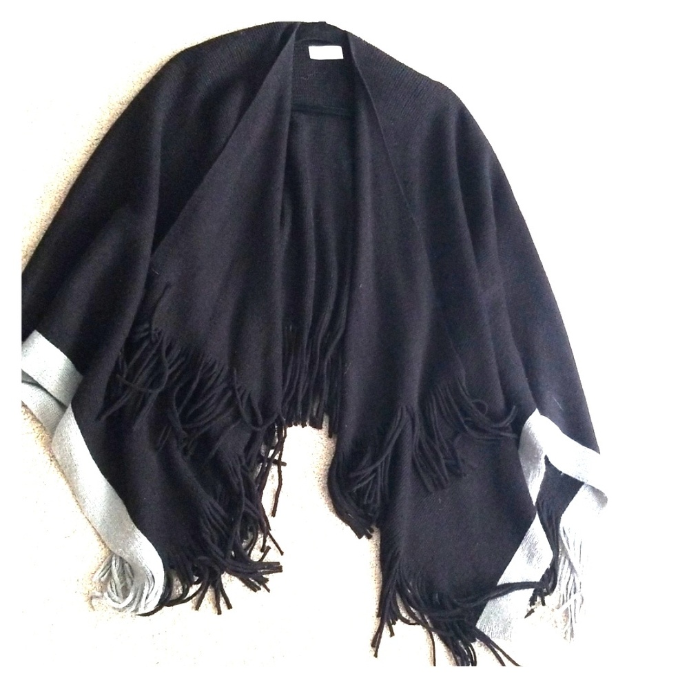 RD Style black and grey shawl with fringe